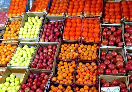 میوه شب عید به میزان کافی ذخیره و با قیمت مناسب عرضه میشود میوه شب عید به میزان کافی ذخیره و با قیمت مناسب عرضه میشود