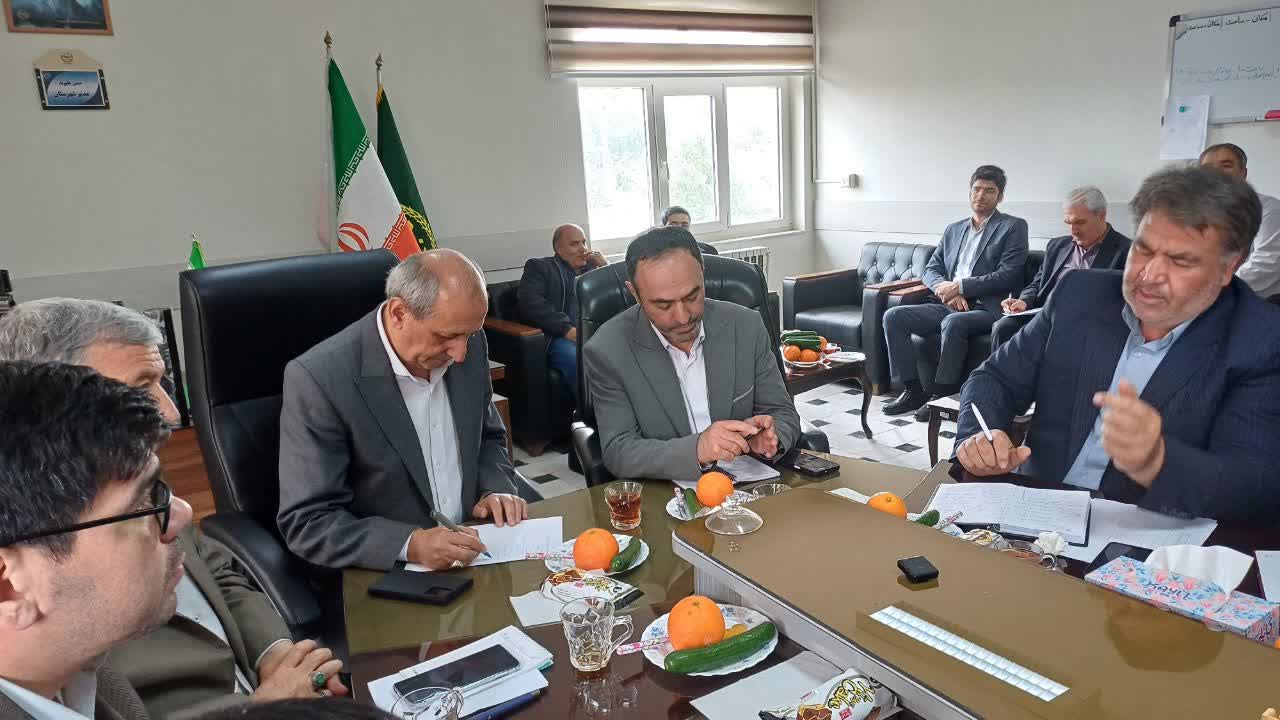 رئیس سازمان جهاد کشاورزی استان: حذف موانع اداری شرط جذب سرمایهگذار در حوزه کشاورزی رئیس سازمان جهاد کشاورزی استان: حذف موانع اداری شرط جذب سرمایهگذار در حوزه کشاورزی