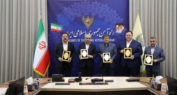 تفاهم‌نامه سرمایه‌گذاری خارجی برای پروژه‌های ریلی آذربایجان‌شرقی امضاء شد