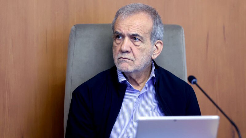 دستور رئیس جمهور برای رفع مشکلات تولیدکنندگان برق دستور رئیس جمهور برای رفع مشکلات تولیدکنندگان برق