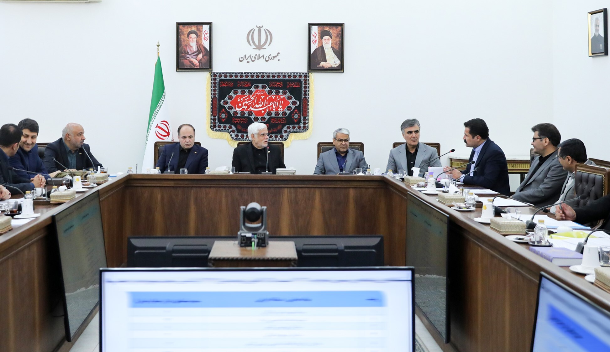 معاون اول رئیسجمهور مطرح کرد؛ کسب و کار آسیب دیده از جنگ ۱۲ روزه، در اولویت تسهیلات معاون اول رئیسجمهور مطرح کرد؛ کسب و کار آسیب دیده از جنگ ۱۲ روزه، در اولویت تسهیلات
