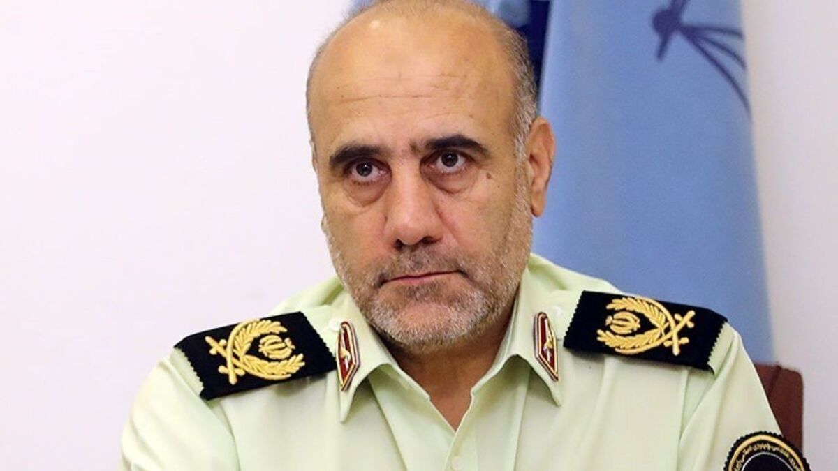 کشف ۱۳۸ میلیارد تومان ارز قاچاق و ۲ میلیون دینار تقلبی کشف ۱۳۸ میلیارد تومان ارز قاچاق و ۲ میلیون دینار تقلبی
