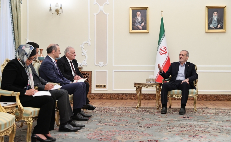 دیدار دبیر شورای امنیت ارمنستان با پزشکیان دیدار دبیر شورای امنیت ارمنستان با پزشکیان