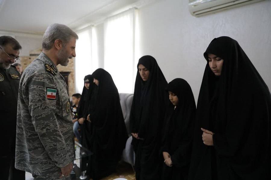 ملت ایران با انسجام و اقتدار توطئه دشمن را خنثی کرد