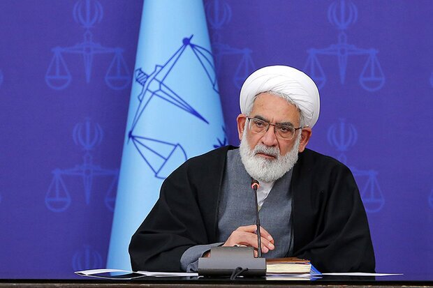 دادگاههای بدوی علل نقض آرا را به طور مستدل اعلام کنند دادگاههای بدوی علل نقض آرا را به طور مستدل اعلام کنند