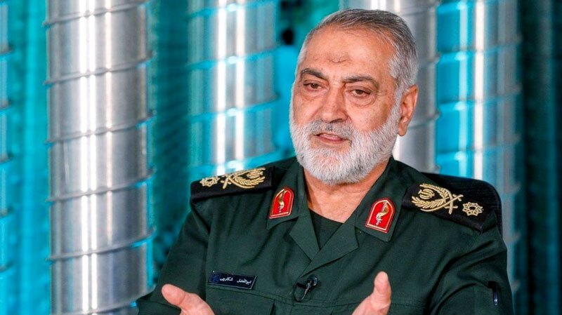 برای ساخت تجهیزات نظامی از هیچ کشوری اجازه نمیگیریم برای ساخت تجهیزات نظامی از هیچ کشوری اجازه نمیگیریم