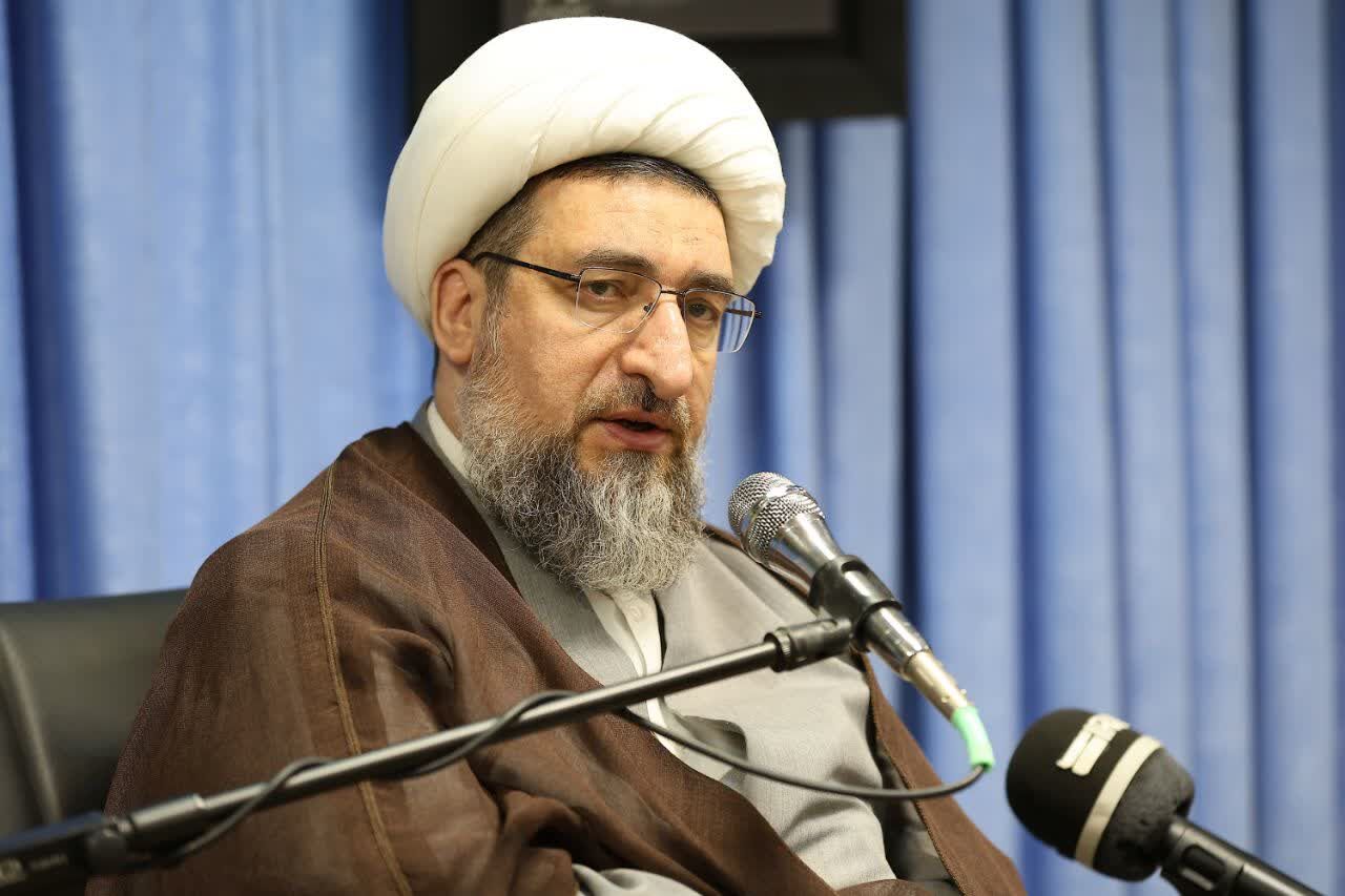 سردار سلیمانی پس از شهادتش زنده تر از گذشته الهام بخش ملتها باقی ماند